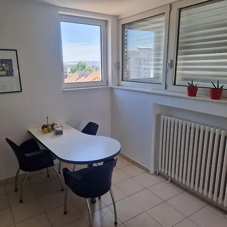 Blue Sky Apartment